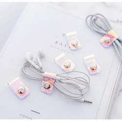 Enrollador de Cables USB Compacto con Soporte para Auriculares