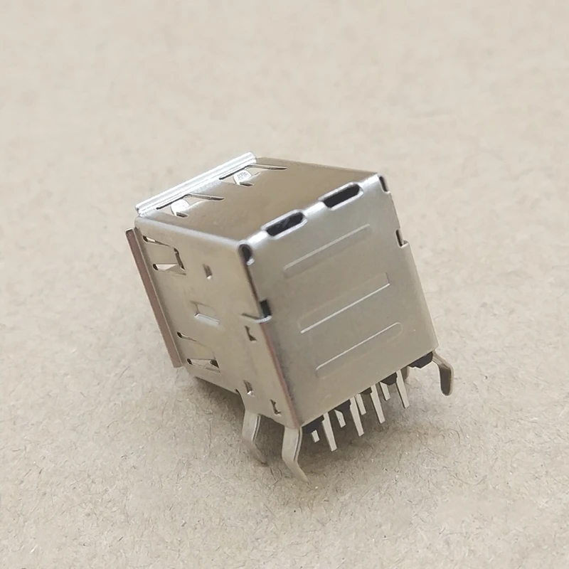 Conector USB - Detalle de montaje