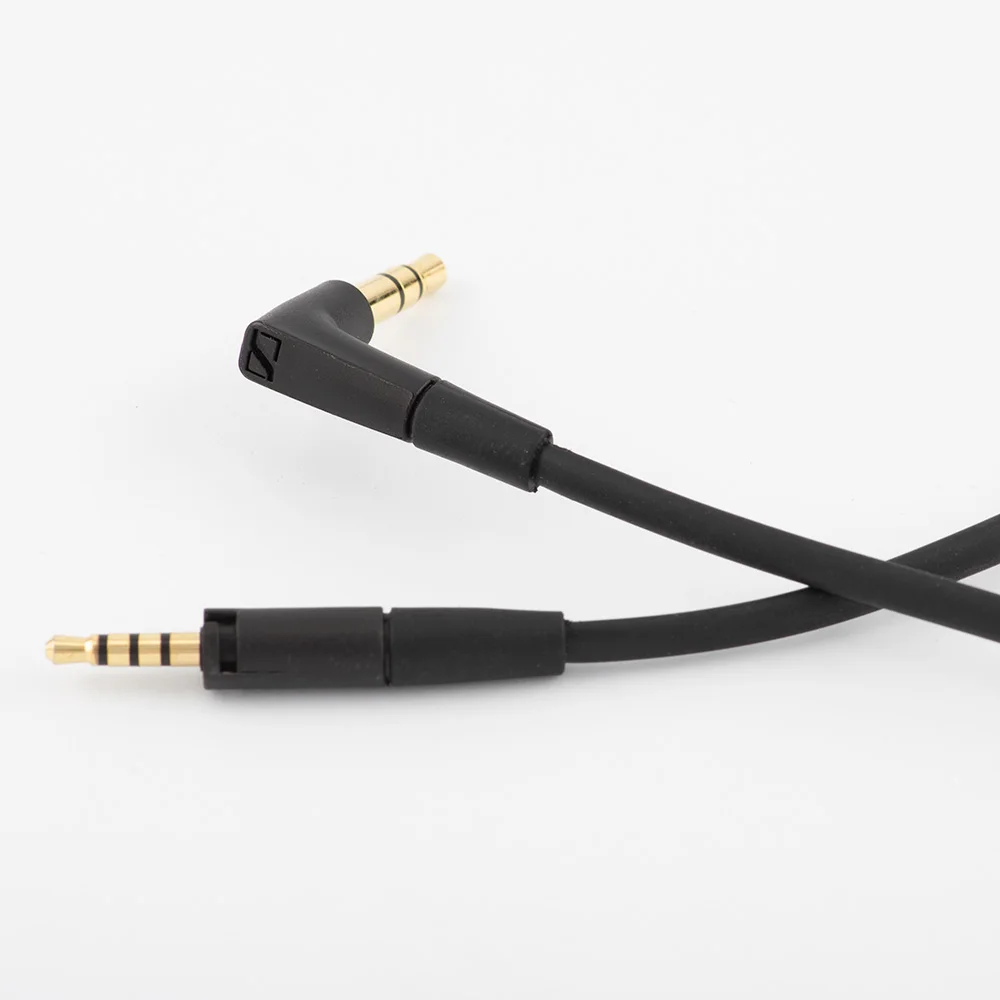 Cable de audio negro con conectores de 2,5 mm y 3,5 mm
