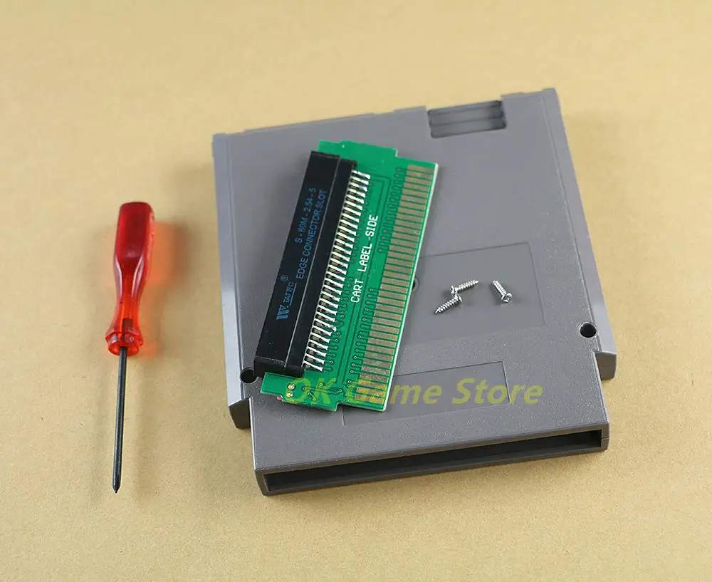 Convertidor adaptador de 5 juegos de 60 pines a 72 pines con chip CIC instalado para sistema de consola NES con estuche de cartucho y destornillador - imagen 4