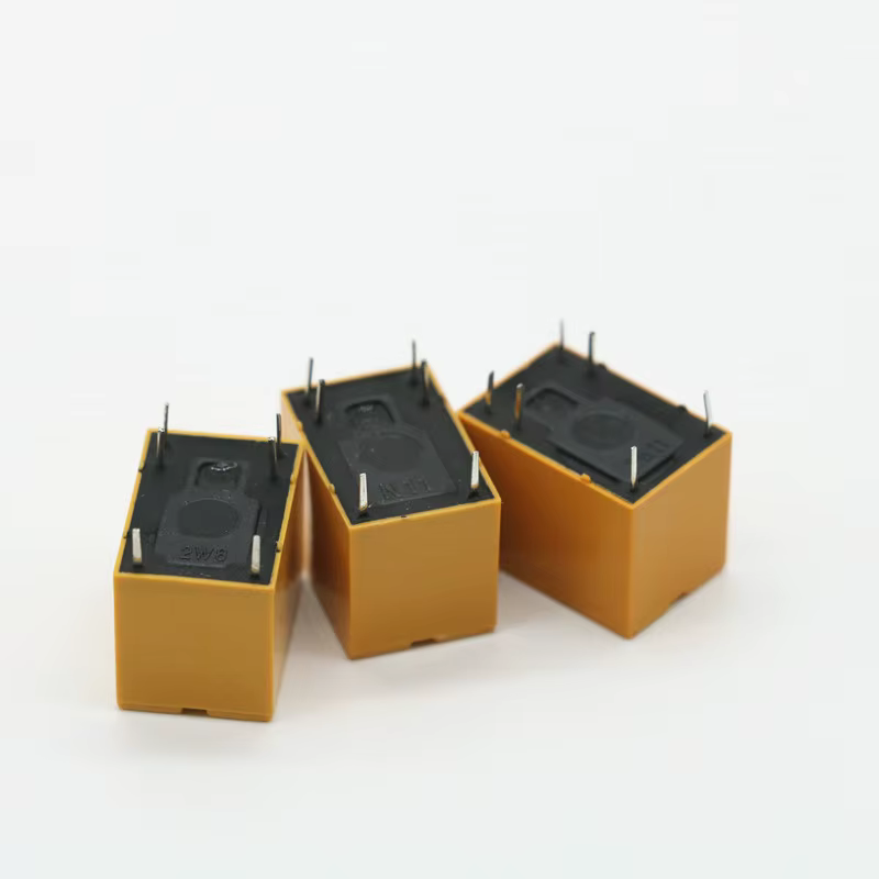 HK4100F Mini Relé de Potencia 3V/5V/12V/24V 6 pines 3A