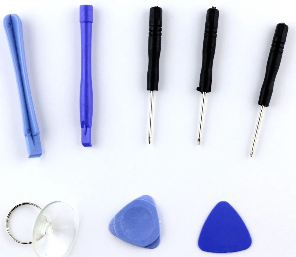 Herramientas azules y negras sobre un fondo blanco