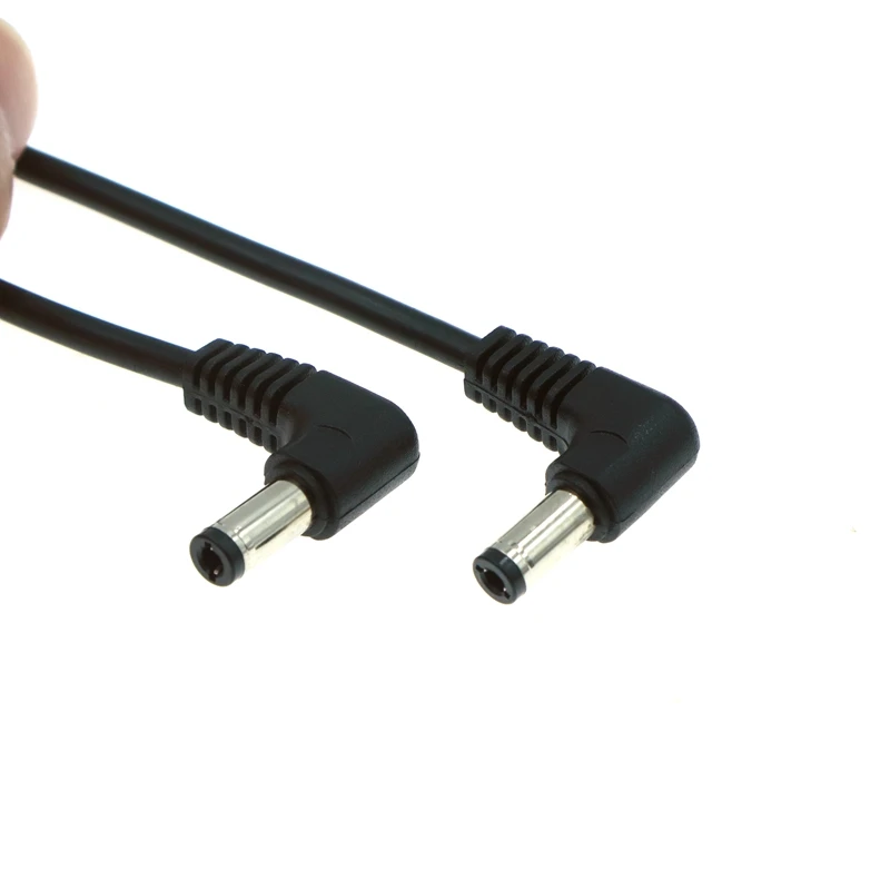 Conector 5.5x2.1mm 2.5mm macho CableCC