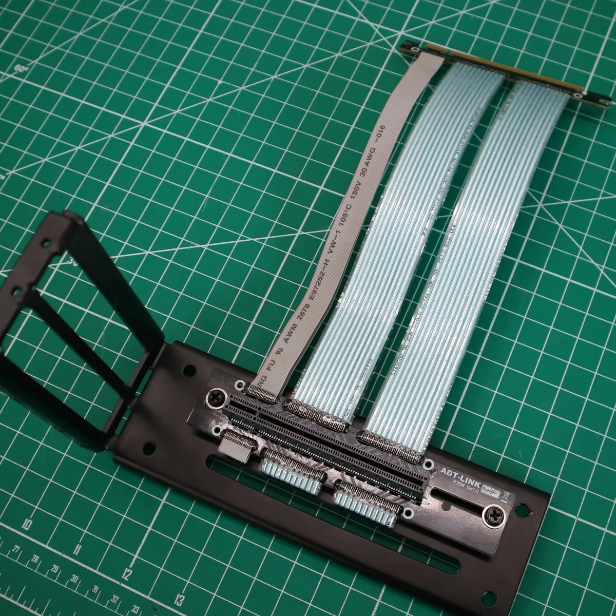 Tarjeta de vídeo gráfica PCI-E X16, soporte Vertical GPU 4,0, Cable de extensión de velocidad completa, combinación fija DIY para chasis ATX