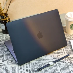 Funda Protectora MacBook Pro 14" - Rígida Antigolpes