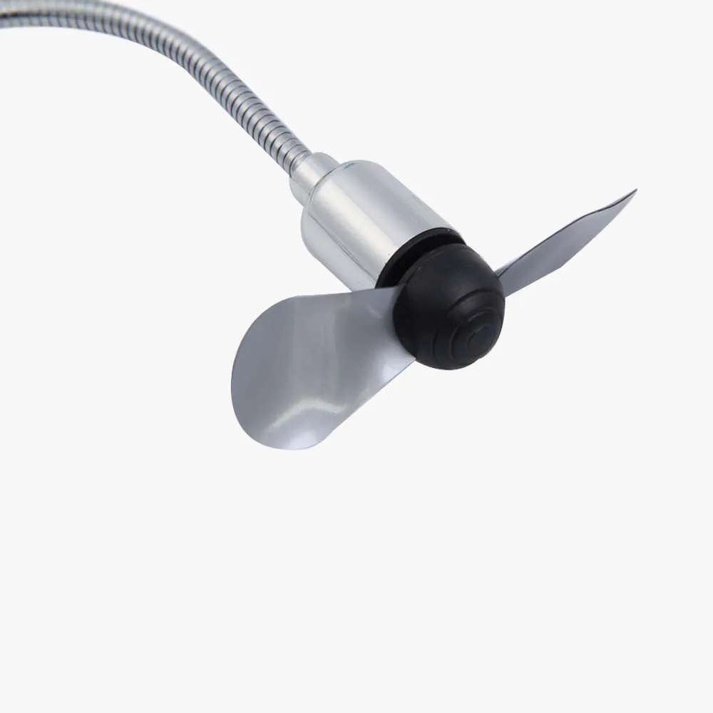 Ventilador USB conectado a notebook - En uso