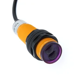 Omron E3F-DS30C4 Interruptor fotoeléctrico 36V NPN/PNP