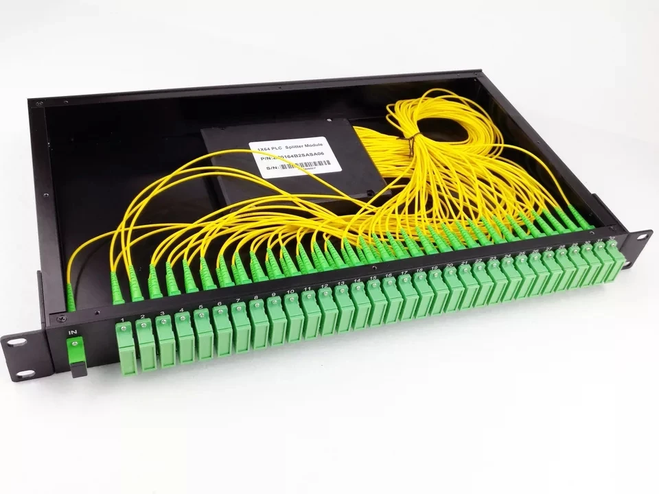 Panel de conexión de rack de 19 "con divisor PLC 1*64, adaptador dúplex SC/APC, caja de terminación 1U con acoplador ODN, 435*245*44cm, hierro Alu - imagen 4