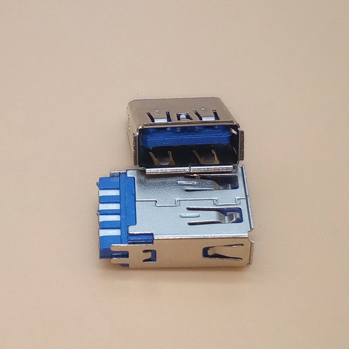 Conector USB 3,0 de 10 piezas, toma hembra de 180 grados para transmisión de datos de alta velocidad, bricolaje - imagen 2