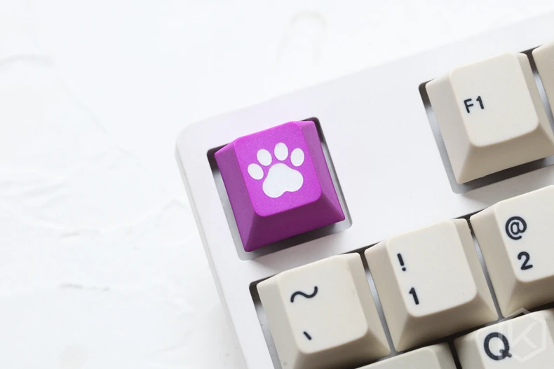 Novedad perfil de cereza escultura dip tinte pbt keycap para teclado mecánico grabado con láser leyenda cat pad r1 1x negro rojo azul - imagen 5