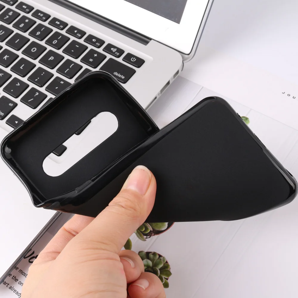 Funda trasera de teléfono para LG V60 ThinQ 5G Velvet 2 Pro 4G G8 G8X G8s G7 V50 ThinQ K40 K40s K50 K50s Q60 Q70 Q9 una funda de silicona suave - imagen 2