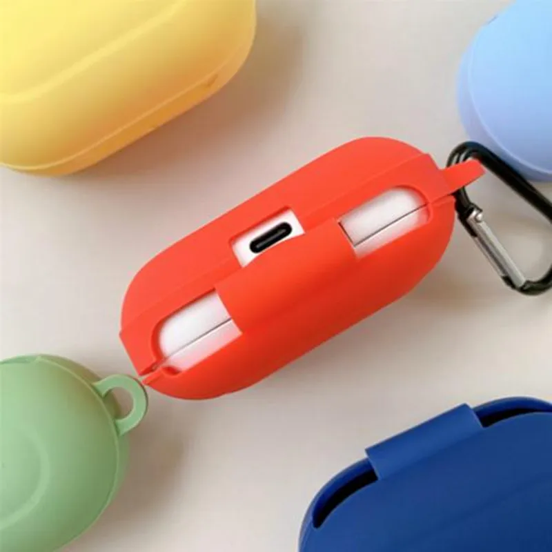 Funda de auriculares Disney para Samsung Galaxy Buds/Buds + funda protectora de silicona suave con dibujos animados para auriculares inalámbricos Bluetooth con gancho - imagen 5