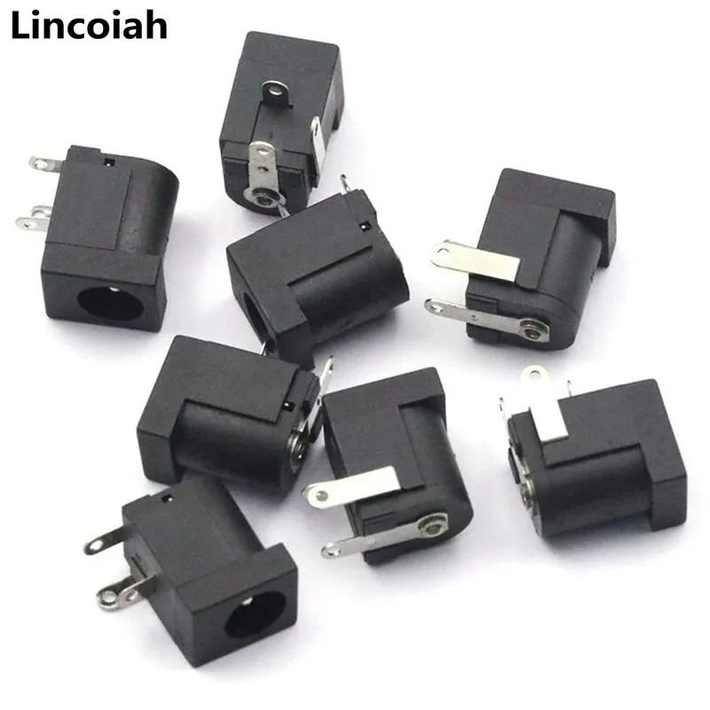Conector DC-005 Barril 5,5mm Montaje PCB Ángulo Recto Negro