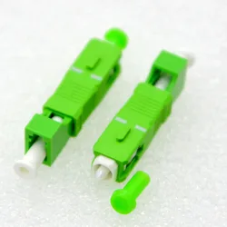 Adaptador fibra óptica LC hembra a SC macho monomodo y multimodo