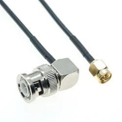 Adaptador SMA macho a BNC ángulo recto Rg174