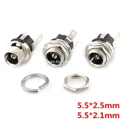 Conector Hembra CC 5,5x2,1/2,5mm Montaje en Panel con Tuerca