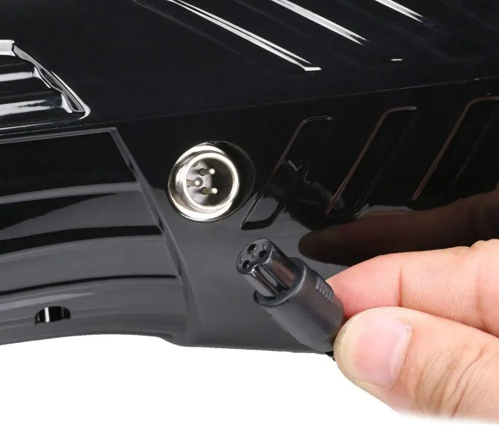 Cargador Adaptador para Patín Eléctrico - Compatible EE.UU./UE - imagen 3