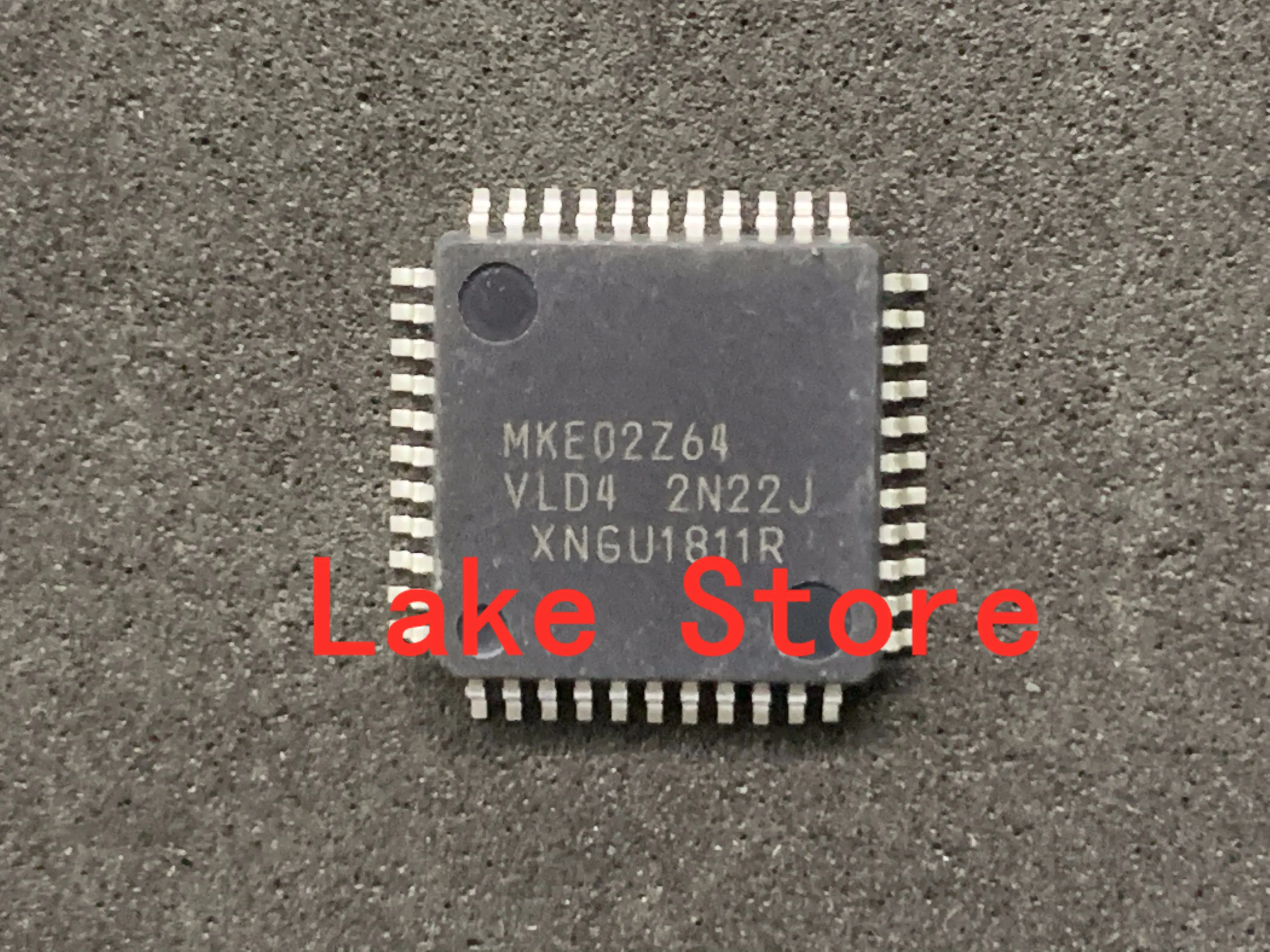 1-5 unidades/lote MKE02Z64VLD4 MKE02Z64 QFP44 MKE02 MKE02Z64VLD4R