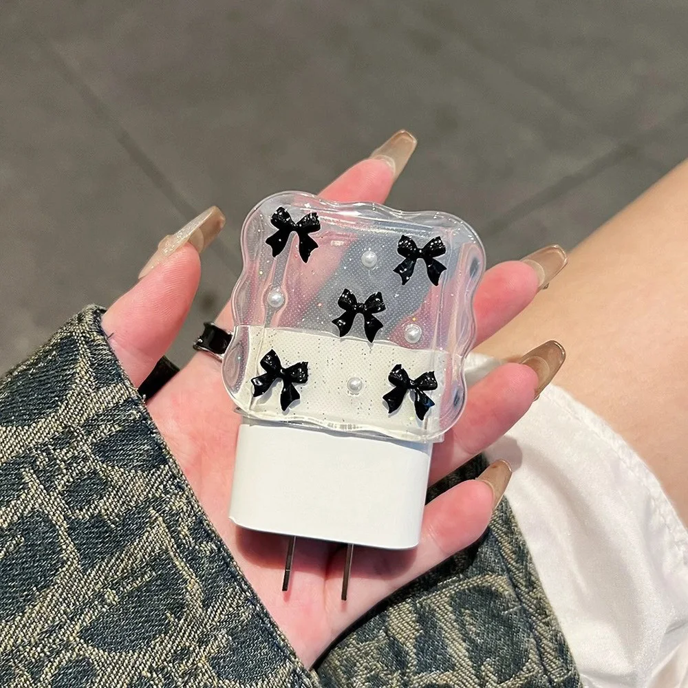 Funda protectora de Cable USB con purpurina de tulipán de Metal 3D para iPhone 16 15 14 13 18W-20W línea de datos Cable de cabeza de mordida funda de carga rápida - imagen 5