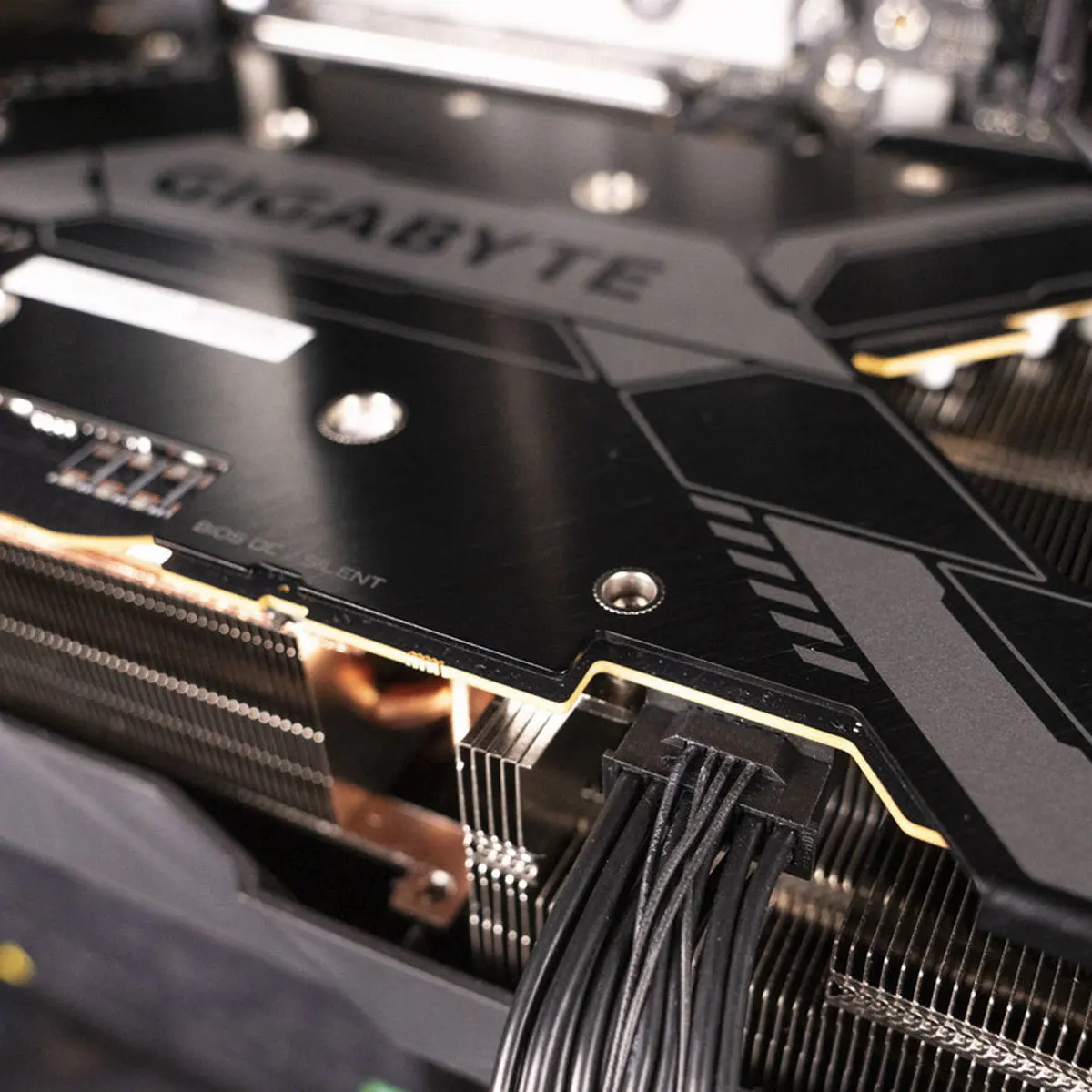 PCIE5.0 Cable de módulo pequeño 16P 12VHPWR Línea de silicona 600W adaptada a RTX3090TI 40Series Cable de cargador de tarjeta gráfica 12 + 4 - imagen 3