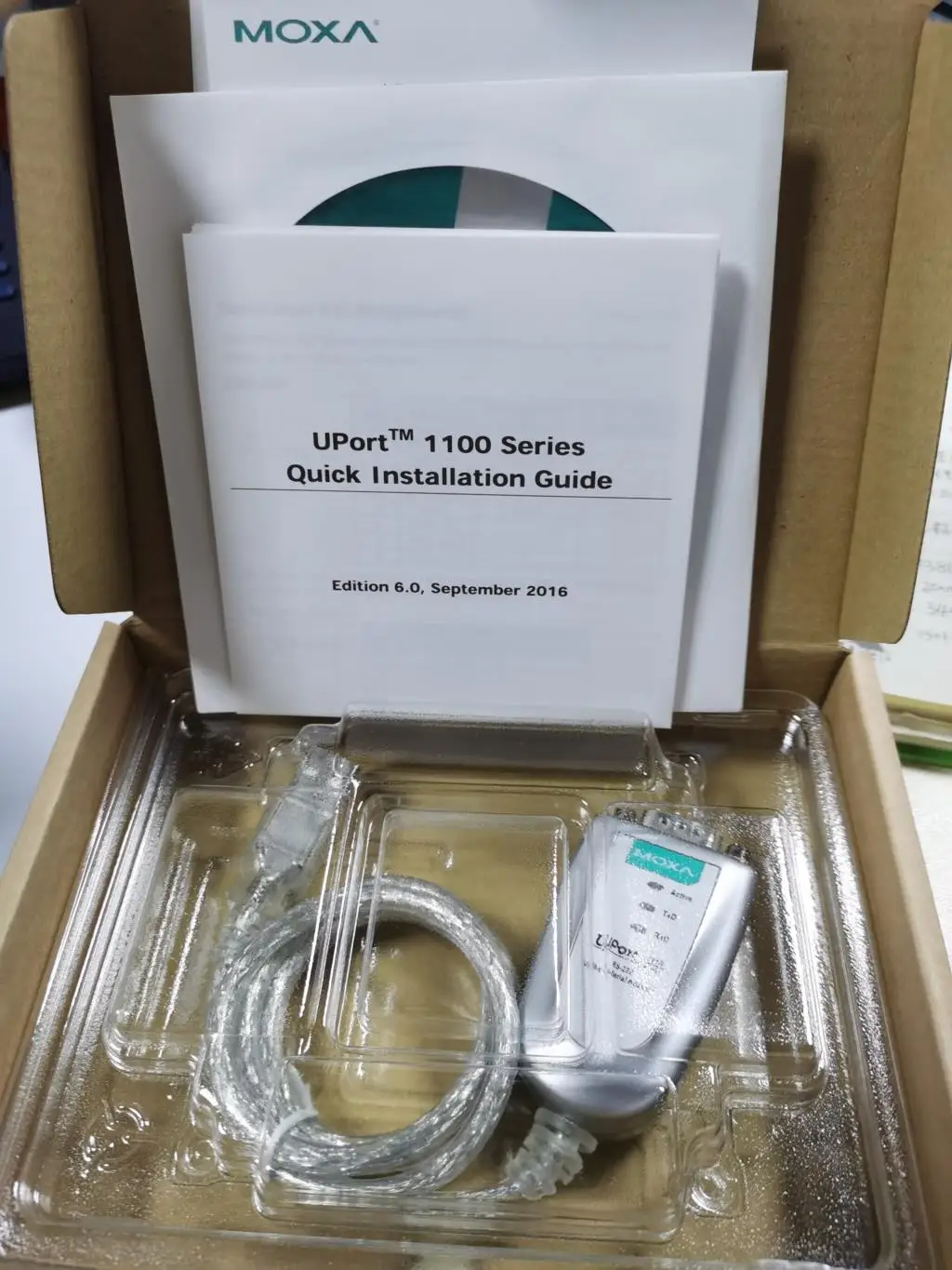 Adaptador de puerto serie MOXA UPORT USB 1110 RS-232 de Taiwán - imagen 3