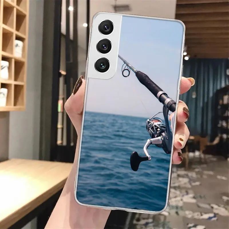 Funda de teléfono de silicona con gancho para caña de pescar y pescado de carpa para Samsung Galaxy S23 S24 S25 Ultra S21 Plus S20 FE S22 S10 + Funda de borde Ga - imagen 4