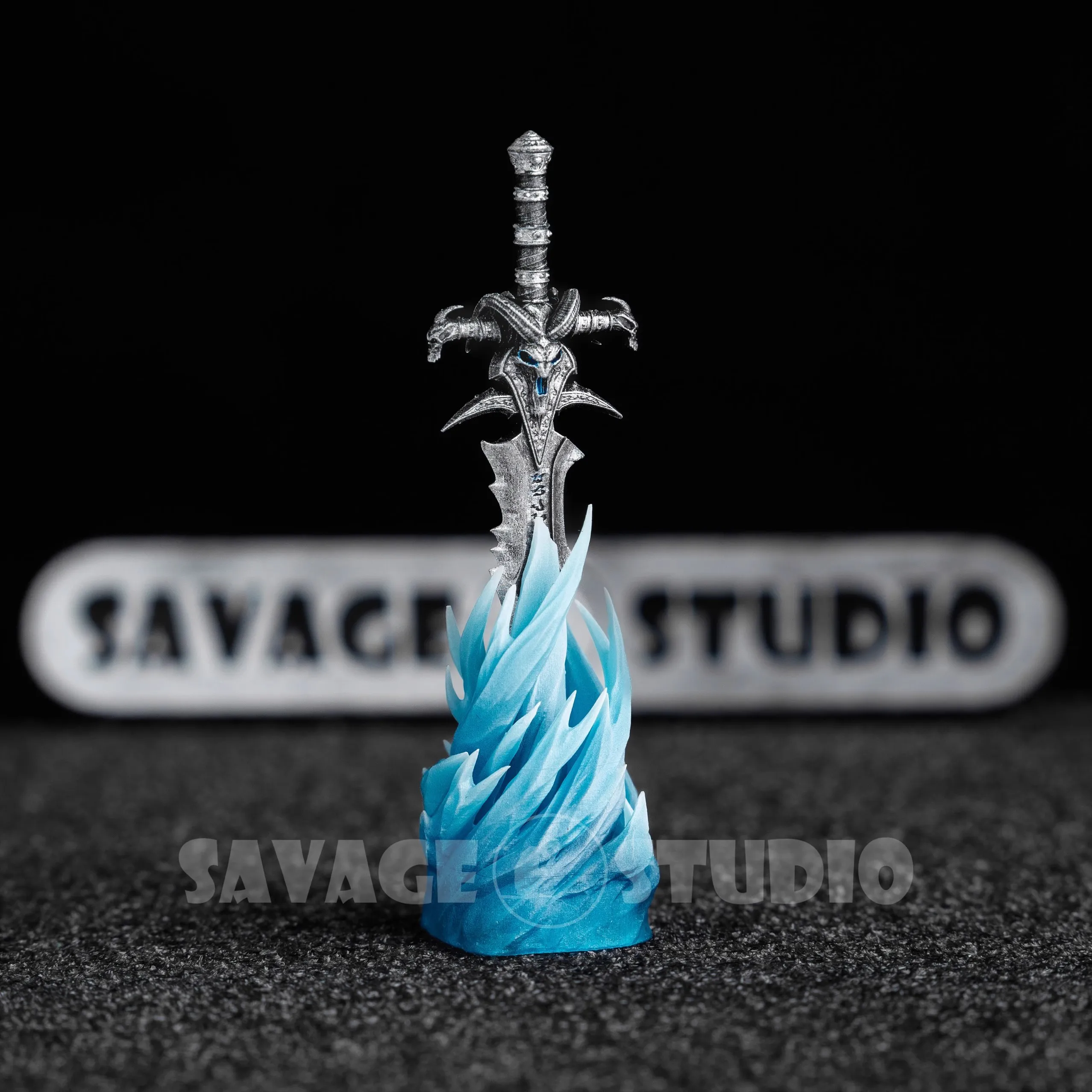 1 Piece Warcraft Frostmourne Keycap Handmade Resin Backlit Key Cap For MX Switch Mechanical Keyboard 2U Backspace R4 Height