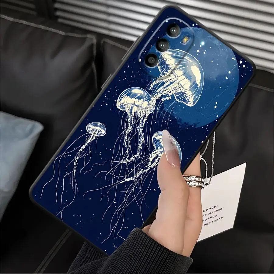 Funda de medusas marinas para Motorola Mot Edge 20 Pro 30 Lite G32 G22 Edge40 G53 G30 G60 G52 G51 G73 G50 G60s G71 teléfono suave negro - imagen 2