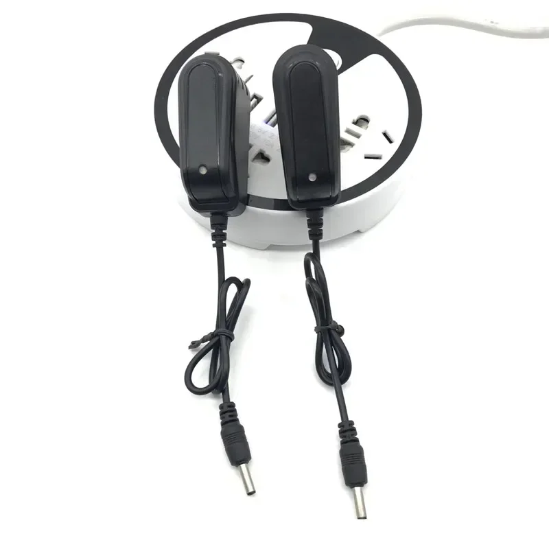 Cargador de linterna 18650 batería de litio 3,7 v 4,2 V cargador inteligente faro carga directa Universal DC3.5mm DC5.5mm - imagen 5