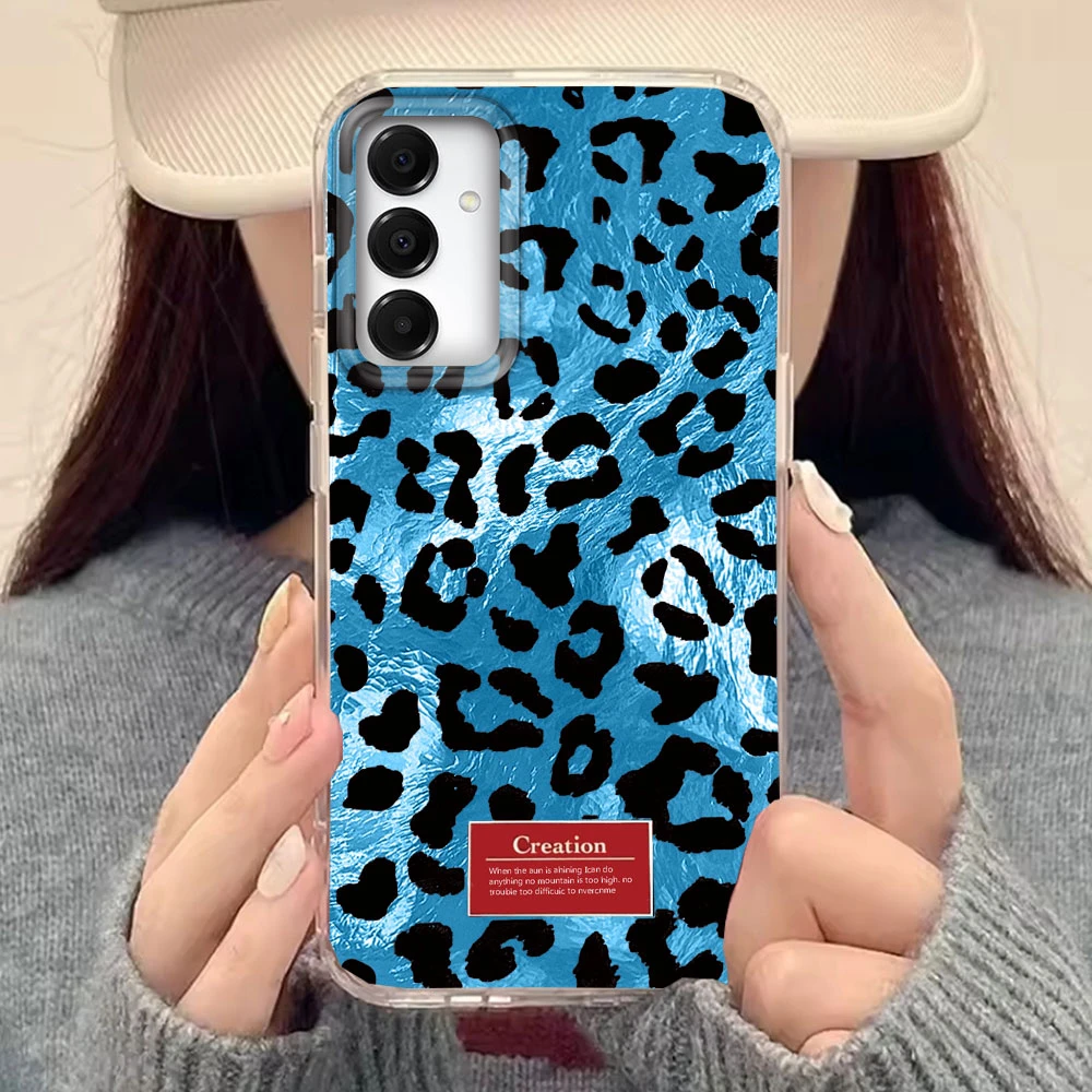  ﻿ Funda de teléfono creativa Retro marrón leopardo para Samsung Galaxy A16 A55 A07 A17 A56 A36 A26 A53 A06 A14 A24 A34 A54 A15 A12 - imagen 4
