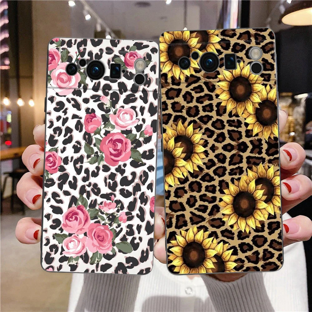 Funda de teléfono con estampado de leopardo y tigre para Google Pixel 8, 7, 6 Pro, 6A, 5G, negra, suave, a prueba de golpes, carcasa trasera de TPU - imagen 2