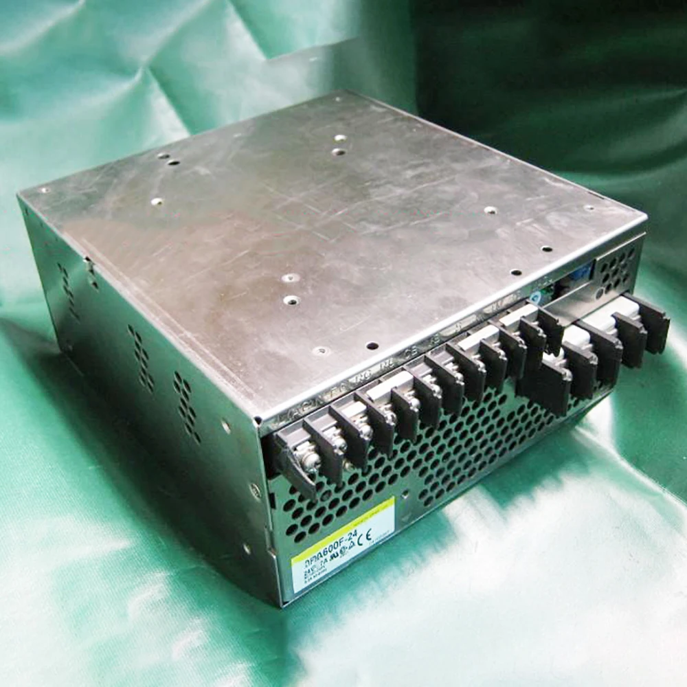 PAA600F-24 24V/27A para fuente de alimentación conmutada de desmontaje Original COSEL - imagen 5