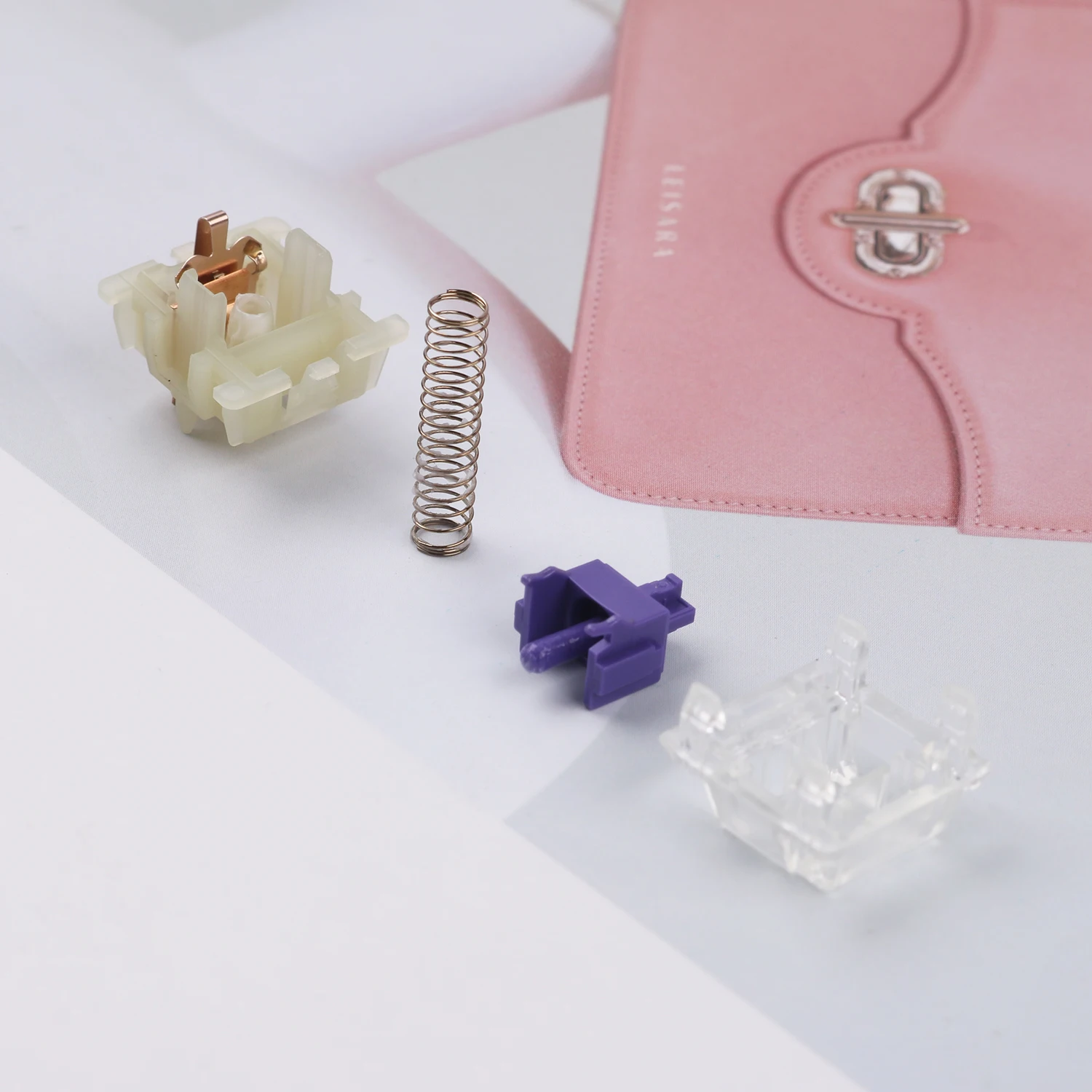 Cherry MX2A Switch RGB Original CHERRY Purple Switch MX2A Paragraph 55g Customized Hot Swap Mechanical Keyboard Switch - imagen 4