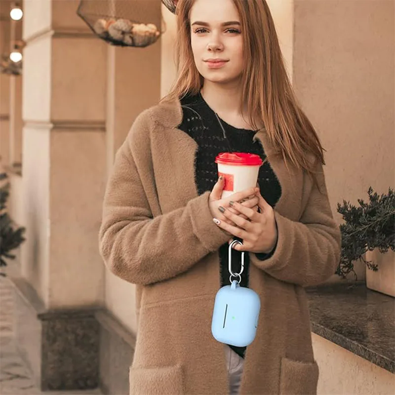 Funda AirPods Pro de 2.a / 1.a generación con llavero, accesorio de piel de silicona totalmente protegido, luz LED frontal visible - imagen 4