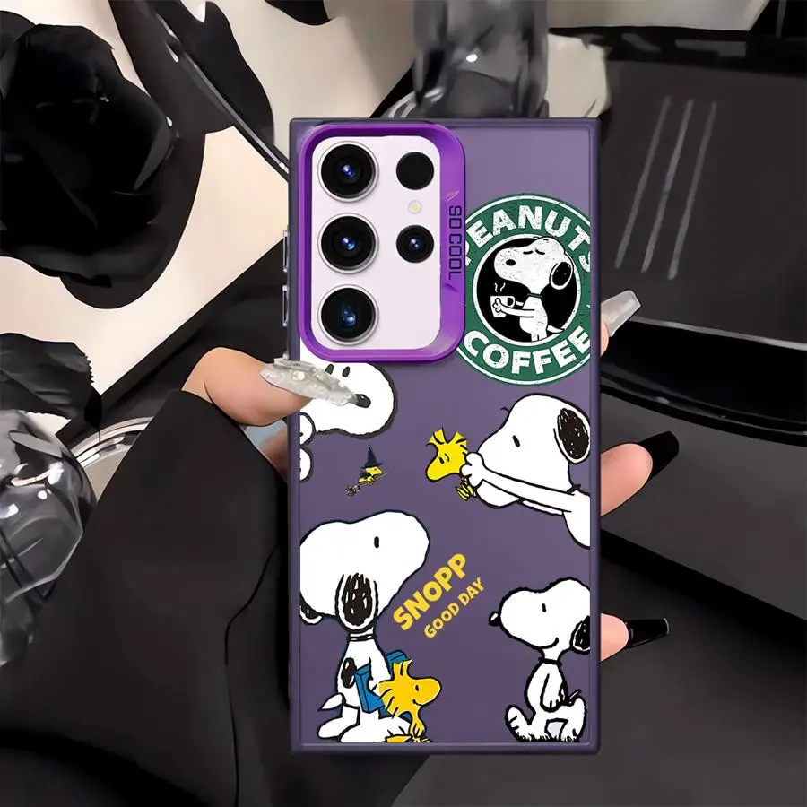 Funda trasera de teléfono para Samsung Galaxy S22 S20 Plus S23 S24 FE S21 S23 Note 20 Ultra S25 lindo dibujo animado S-S-noopyS café - imagen 4