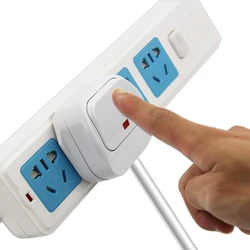 Enchufe con Interruptor 3 Pines – Protección Sobrecargas y Seguridad