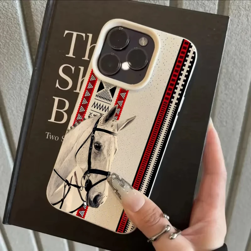 Funda de teléfono con diseño de caballo tótem Vintage para iPhone 11 12 13 14 15 16 17 Pro Max 17 Air 15 14 Plus X XS Max XR, funda de silicona suave - imagen 3