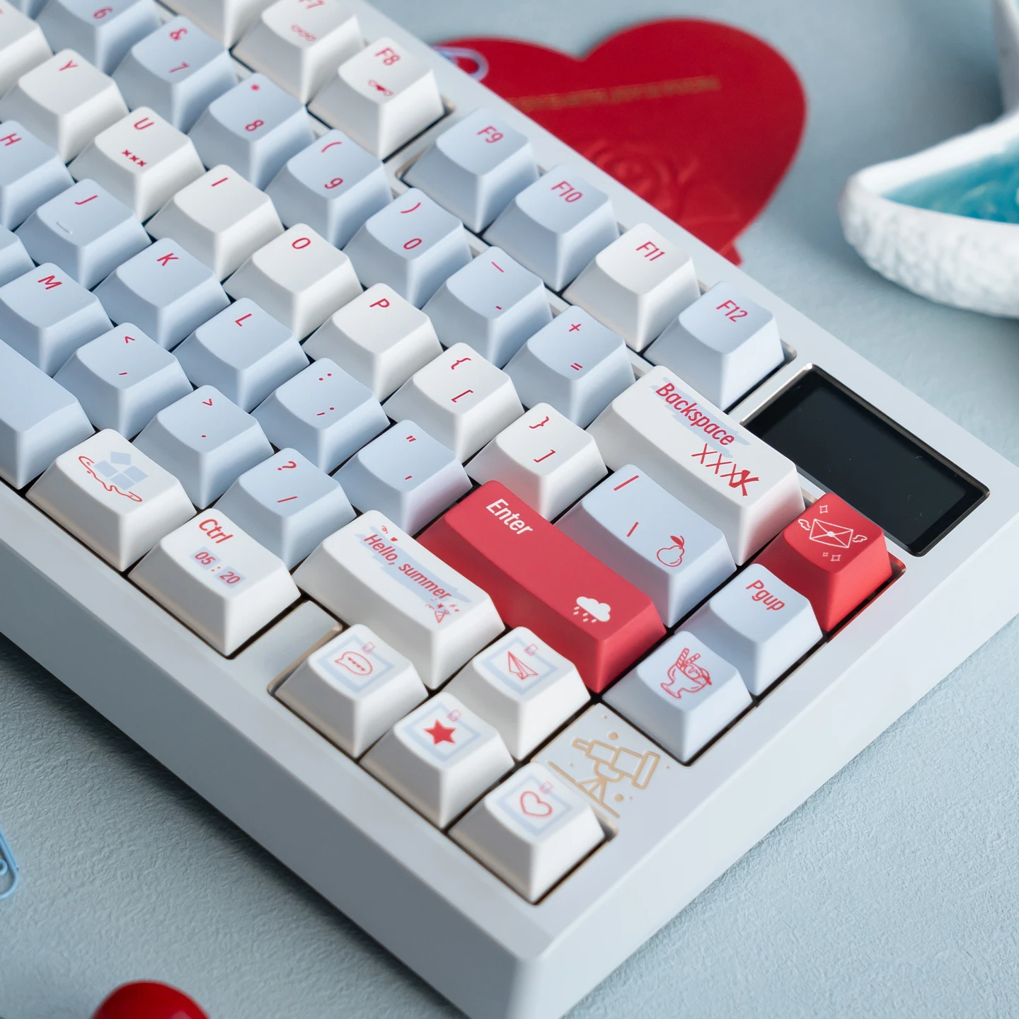 Tapa de tecla de verano, contraste azul y rojo, sublimación Pbt, cereza Pbt, 152 teclas, 2,25/2,75U, barra espacial, diseño Alice, Iso - imagen 2