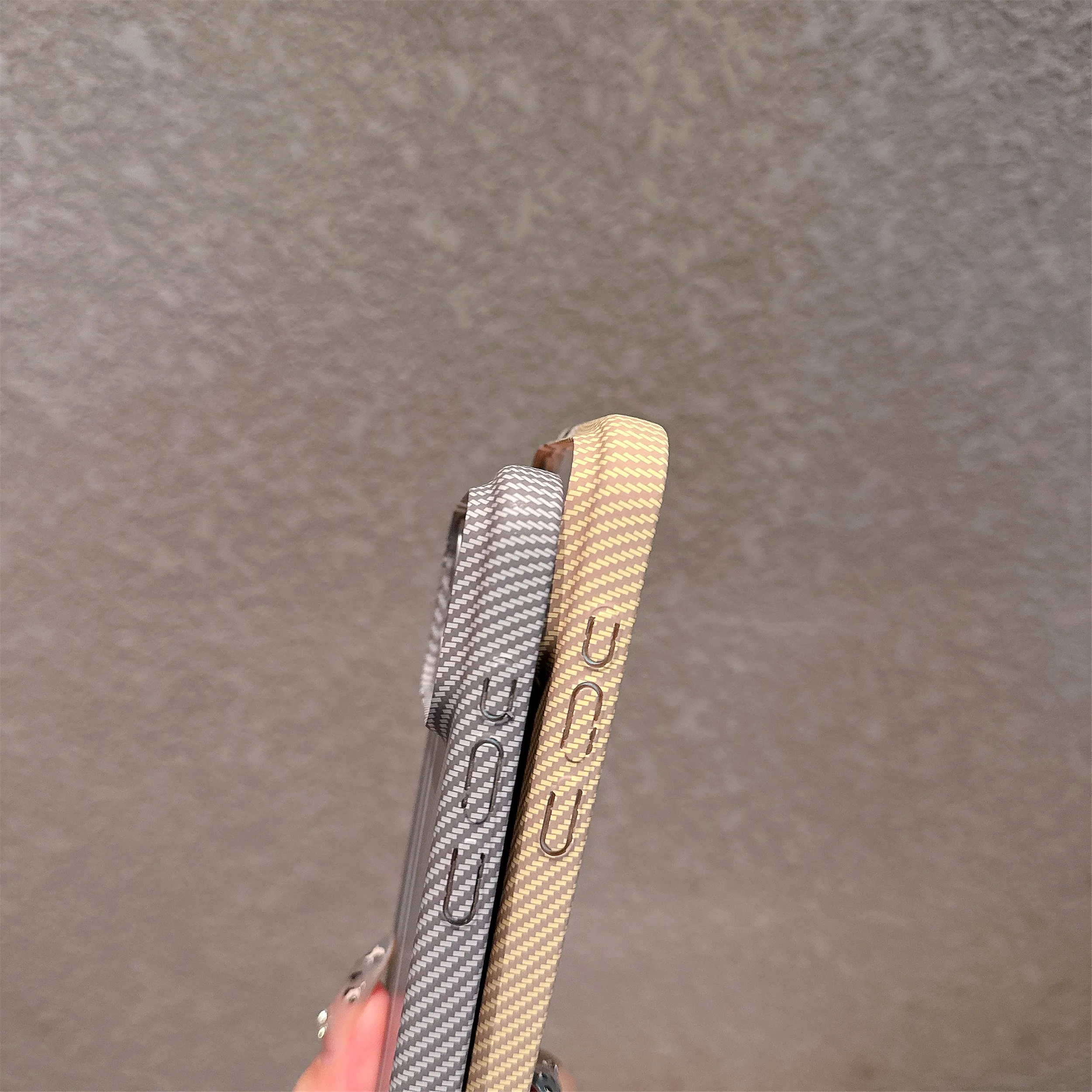 Funda de PC con textura de rayas de fibra de carbono Kevlar de Kong grande para iPhone 17 Air 16 15 14 Plus 13 12 ProMax 11, funda trasera dura a prueba de golpes - imagen 5