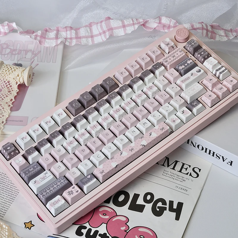Teclas con tema de conejito de fresa rosa, perfil de cereza, sublimación térmica PBT, bonito lazo de conejo, teclado de lunares para niñas - imagen 3