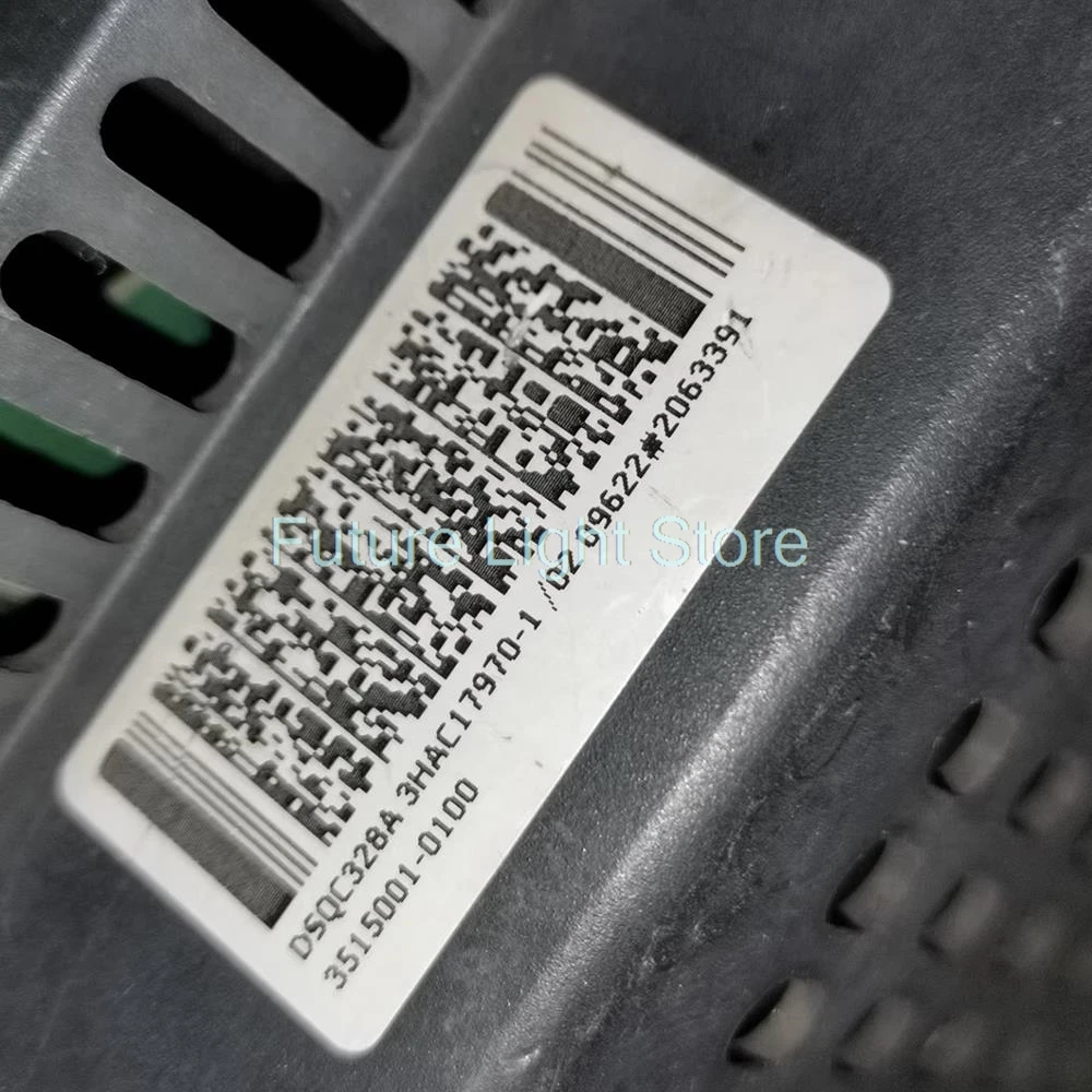 Módulo IO de placa IO de robot DSQC328A 3HAC17970-1 - imagen 5