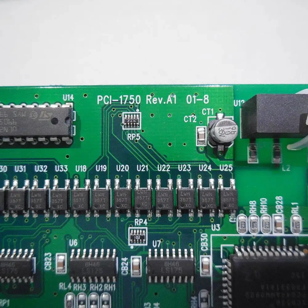 Para tarjeta de contador y E/S digitales aislados de 32 canales Advantech PCI-1750 Rev.A1 - imagen 4