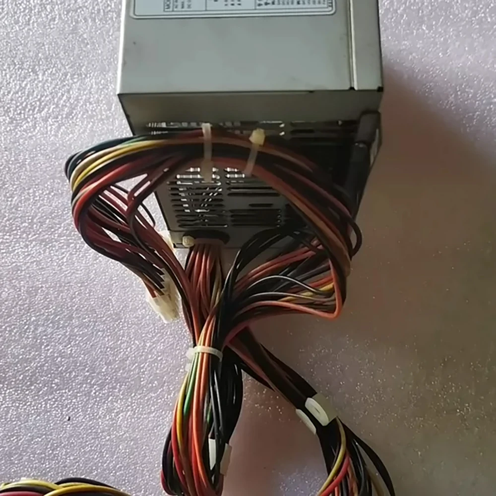 Para fuente de alimentación de control industrial ADVANTECH 300W FSP300-60PLN - imagen 5