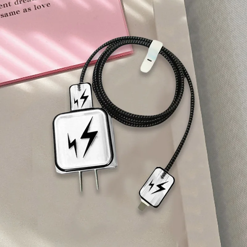 Funda de cargadores con patrón 3D para adaptador de cargador de 18W y 20W, Kit Protector de enrollador de Cable de datos con enchufe de silicona suave transparente - imagen 4