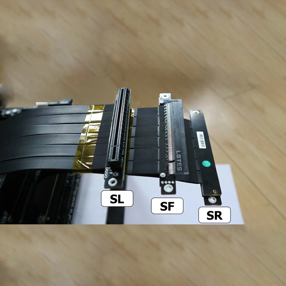 PCI-E x16 a x16 Cable de extensión vertical de férula de 180 grados PCIe 3.0 x16 R33SF 7CM - imagen 4