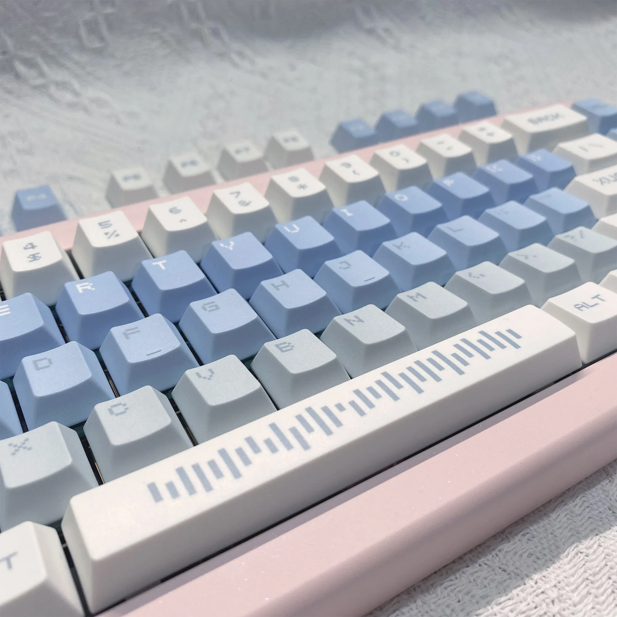 Snow Future-Juego de teclas con tema de píxel azul, perfil de cereza PBT, teclas originales personalizadas hechas a mano para regalo de teclado mecánico - imagen 5