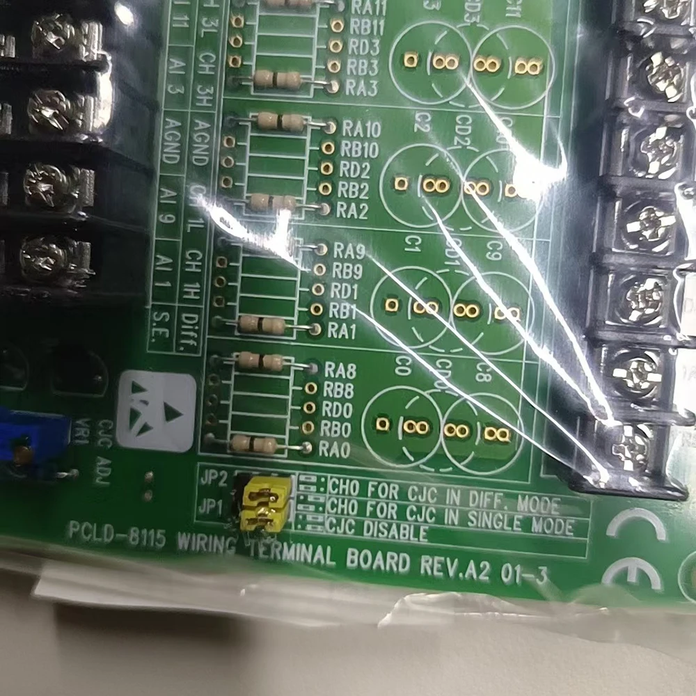 Para el terminal Advantech DB-37 admite compensación PCLD-8115 - imagen 3