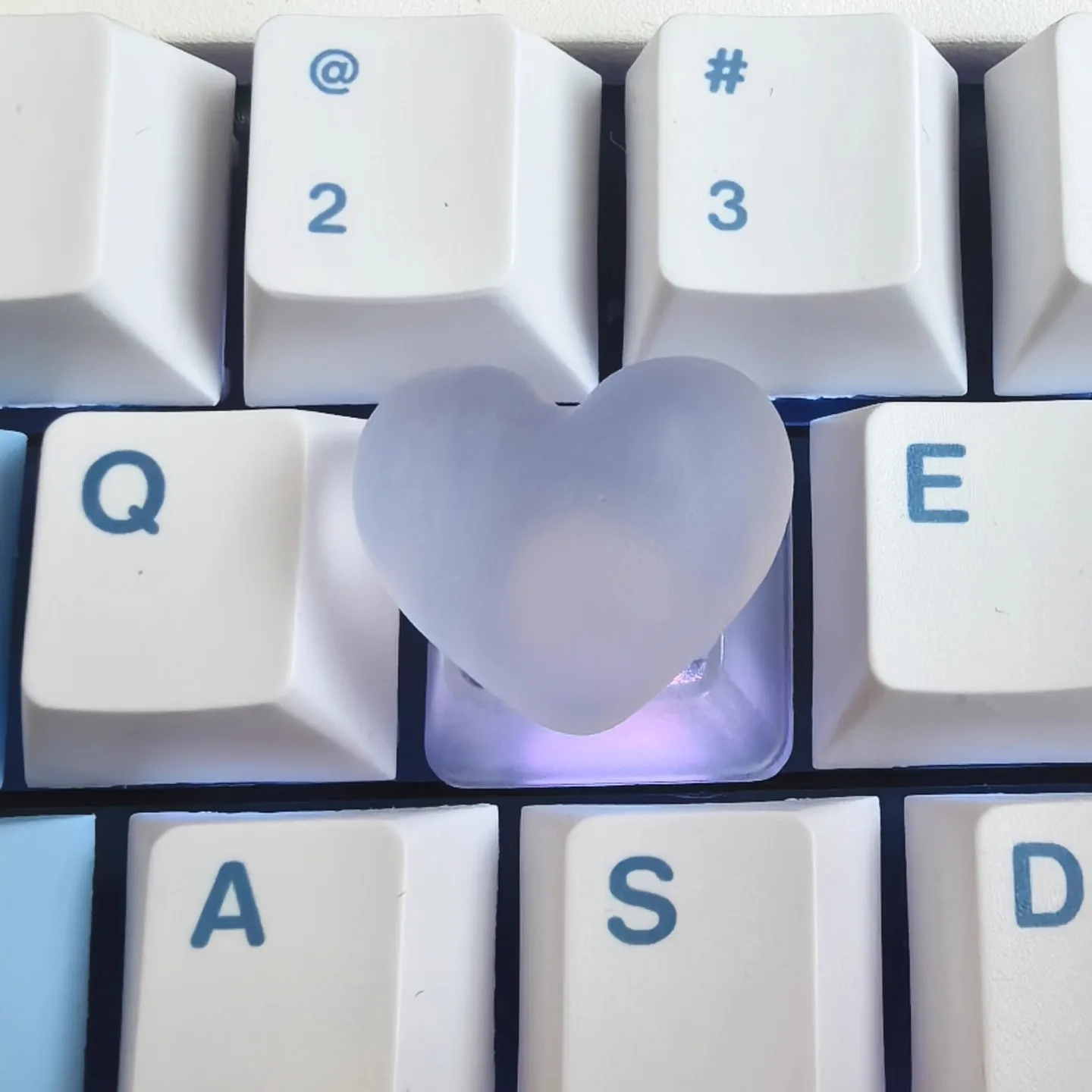 DIY Love Keycap juego Teclado mecánico lindo transparente en forma de corazón juego Teclado mecánico decoración altura Keycap