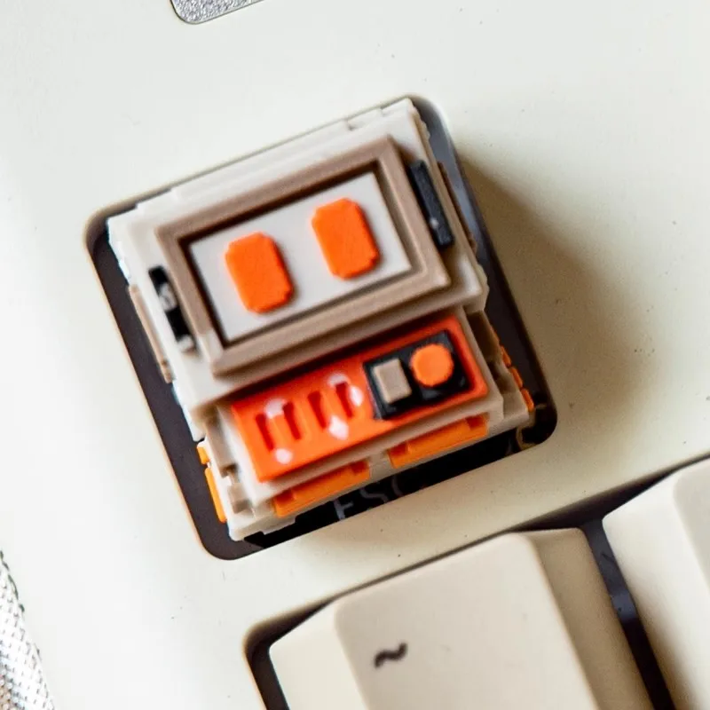 1 pieza de tapa de tecla de Robot estilo píxel hecha a mano de resina bonita para teclado mecánico MX Switch - imagen 4