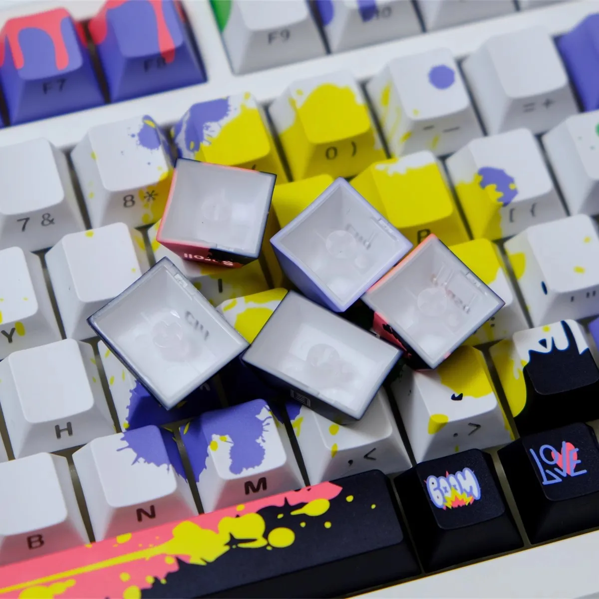 1 Juego de teclas retroiluminadas con estampado lateral de Graffiti, teclas subcama de tinte PBT, teclas de perfil de cereza para teclado MX Switch Wooting 60HE - imagen 5